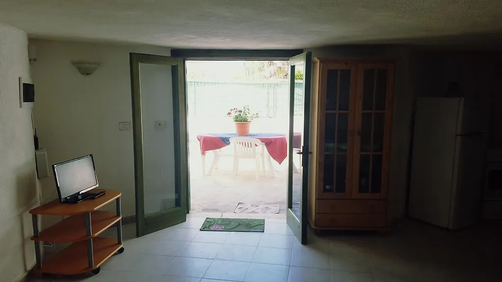 Beachfront Studio Apartment Tonnarella Kasbah 0*,  Italy