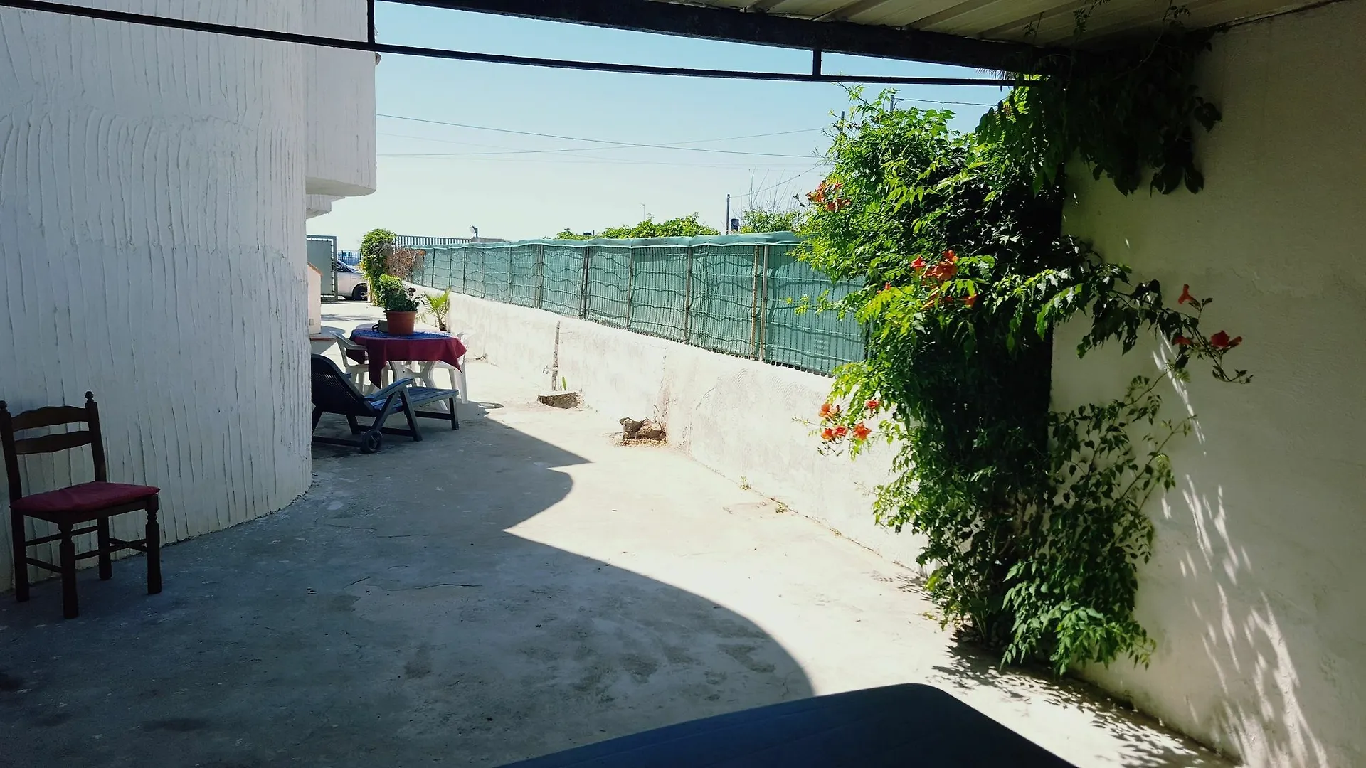 Beachfront Studio Apartment Tonnarella Kasbah